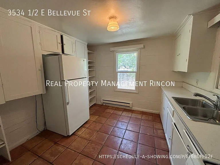 3534 1/2 E Bellevue Ave — Photo 2