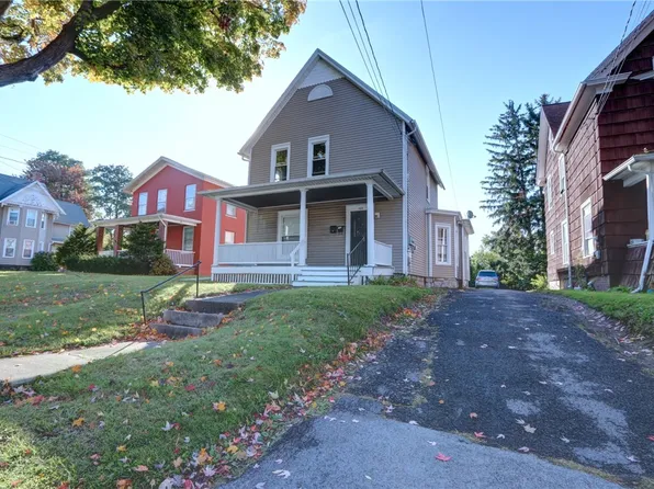 102 E North St, Geneva, NY 14456