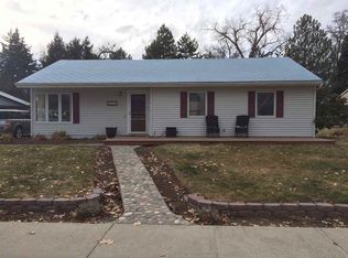1333 Cottonwood Dr, Richland, WA 99354