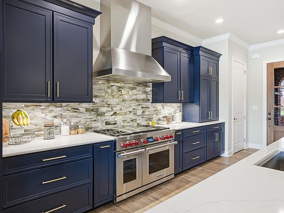 5th image of 535 Laketower Dr #105