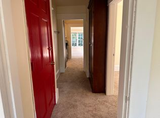 2416 N 45th St UNIT B, Seattle, WA 98103