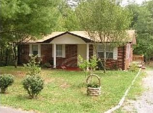 300 Old Burroughs Cove Rd, Altamont, TN 37301