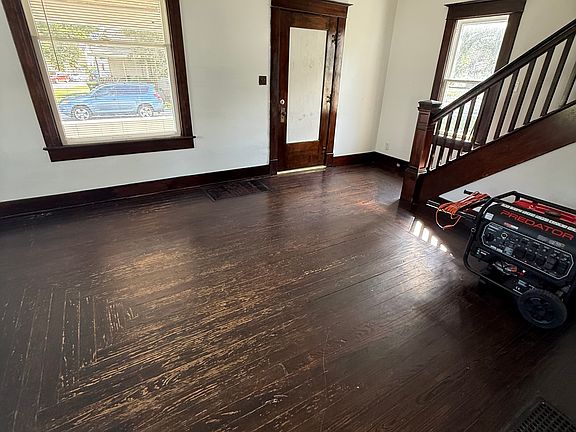 5th image of 554 Wilkerson St