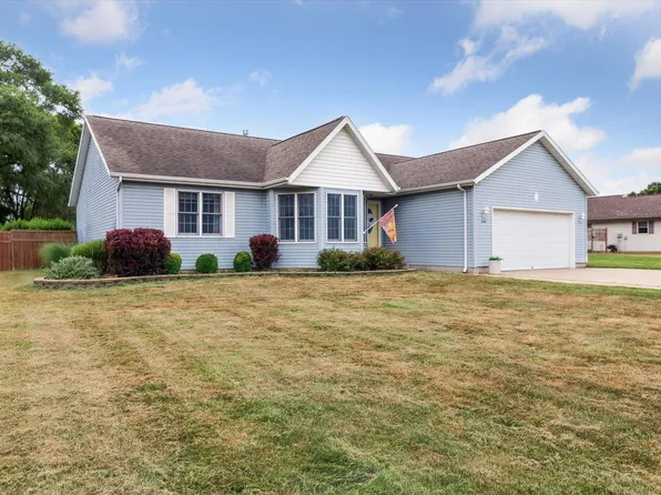 3036 Briarwood St, Benton Harbor, MI 49022