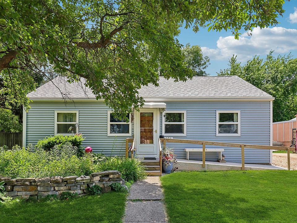 1st image of 398 Pleasant View Dr
