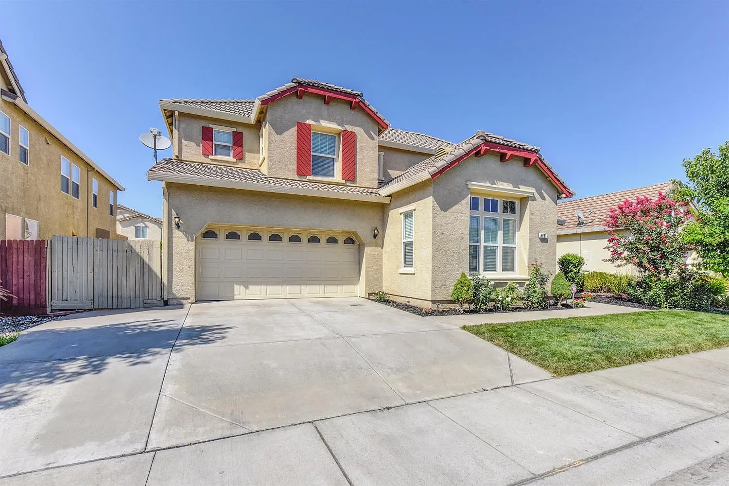 5681 Lolet Way photo 1
