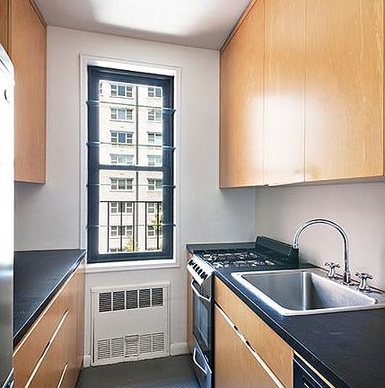 4th image of 100 W 12th St APT 5E