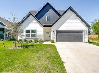 813 Stamps Ave, Fort Worth, TX 76114