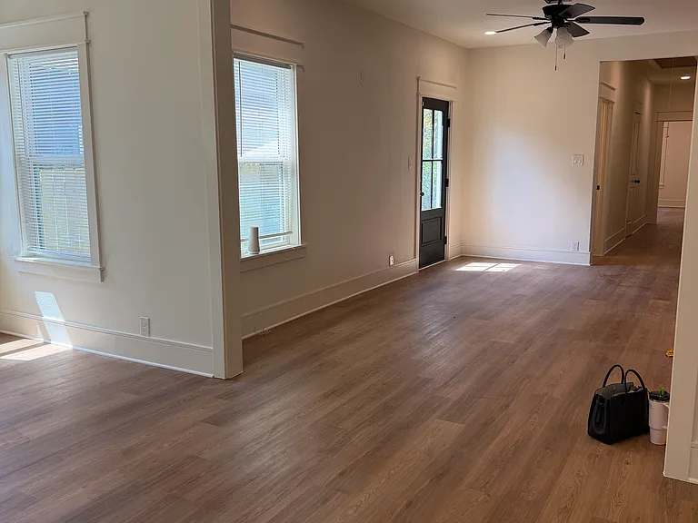 547 W Highland Blvd — Photo 5