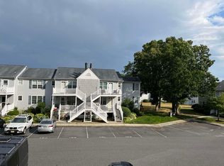 236 London Ct #236, Egg Harbor Township, NJ 08234