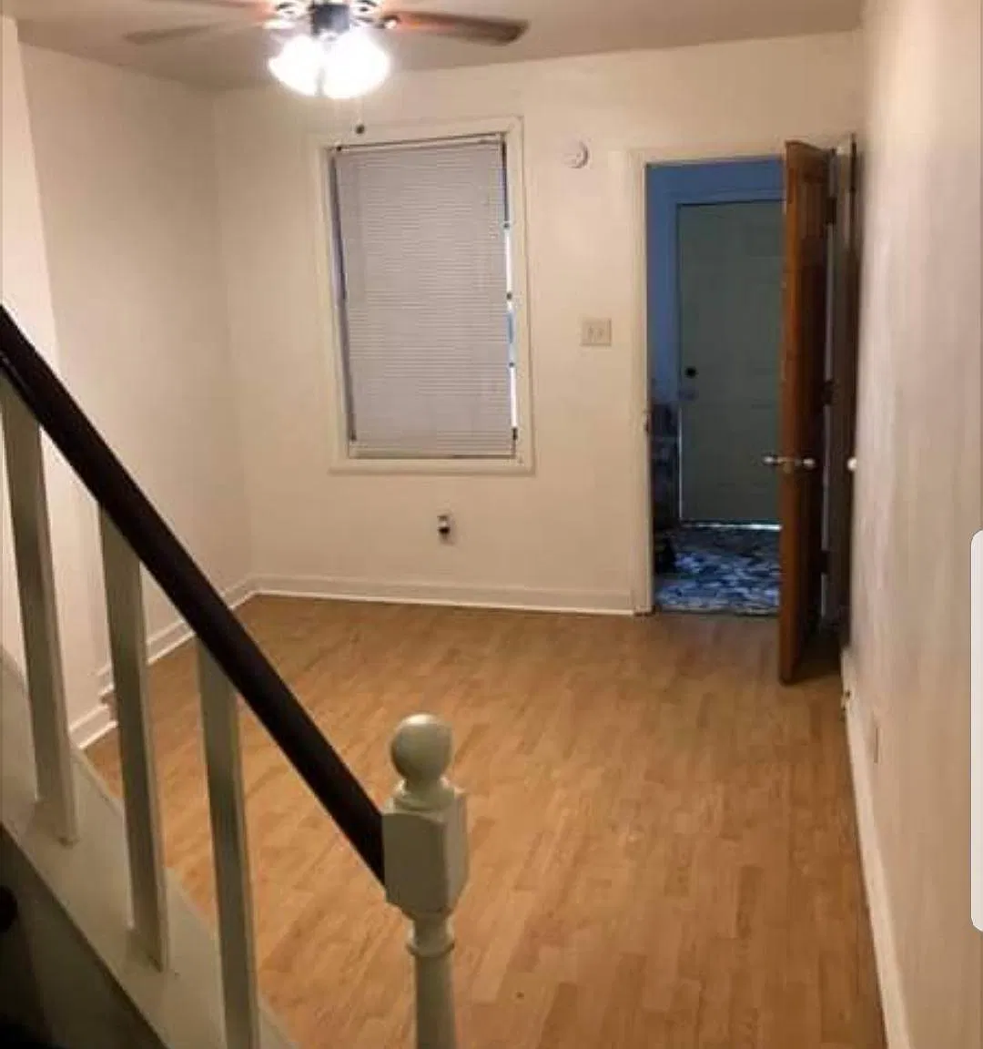 1121 Conrad St — Photo 4