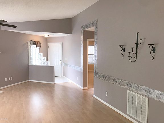 4th image of 3308 Mulberry Ln APT F