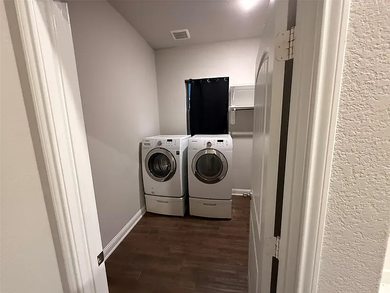 135 Bloomhill Pl — Photo 14