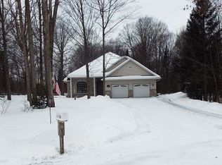 W11208 Lamplight Ln, Antigo, WI 54409