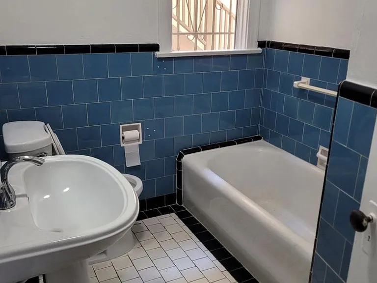 465 N Ogden Dr — Photo 10