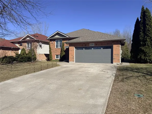 1126 Banwell Rd, Windsor, ON N8P 1J2
