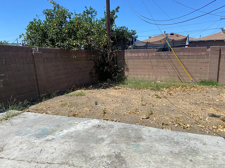 821 W Brazil St — Photo 20