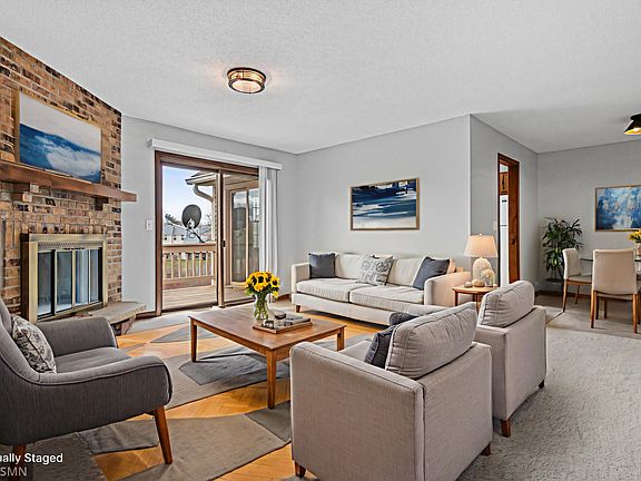 4th image of 4273 Oakmede Ln