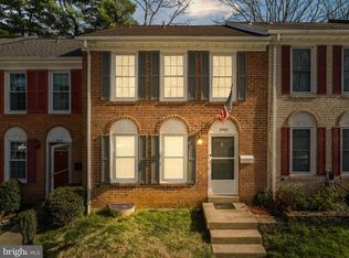 11962 Heathcote Ct, Reston, VA 20191