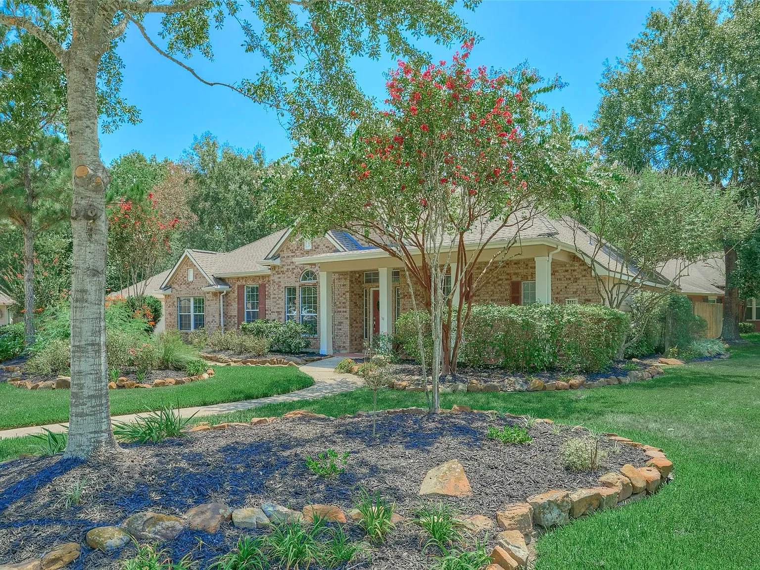 3 bed, 2.5 bath, 3182 sqft, $3,500 — Photo 3