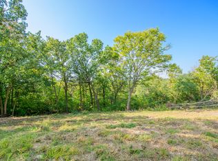 3220 Schott Rd, Jefferson City, MO 65101