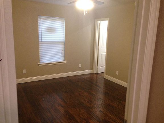3rd image of 5313 Townsend Dr