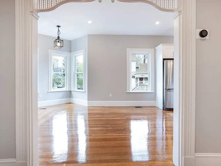 55 Lyndhurst St #1 — Photo 1