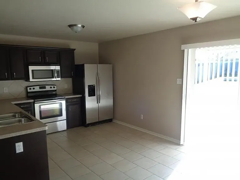 4303 Rainlily St — Photo 12