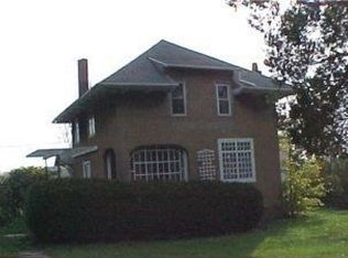 1281 Shelbourne Rd, Reading, PA 19606