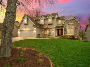 8512 N Oregon Ave, Kansas City, MO 64154
