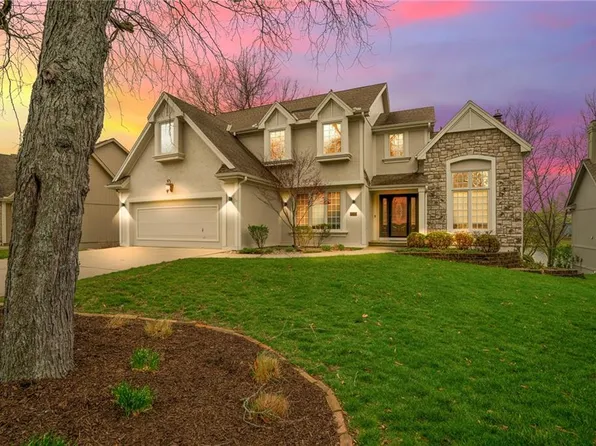 8512 N Oregon Ave, Kansas City, MO 64154