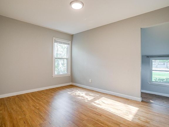 4th image of 5524 Asbury Dr