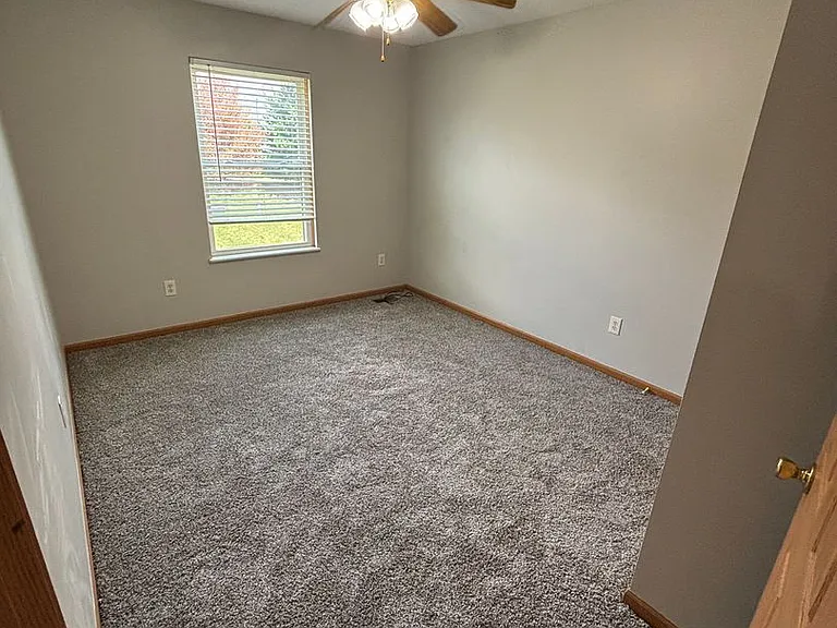 544 Sycamore Creek St — Photo 22