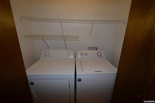 2 bed, 2.0 bath, 1080 sqft, $1,300 — Photo 4
