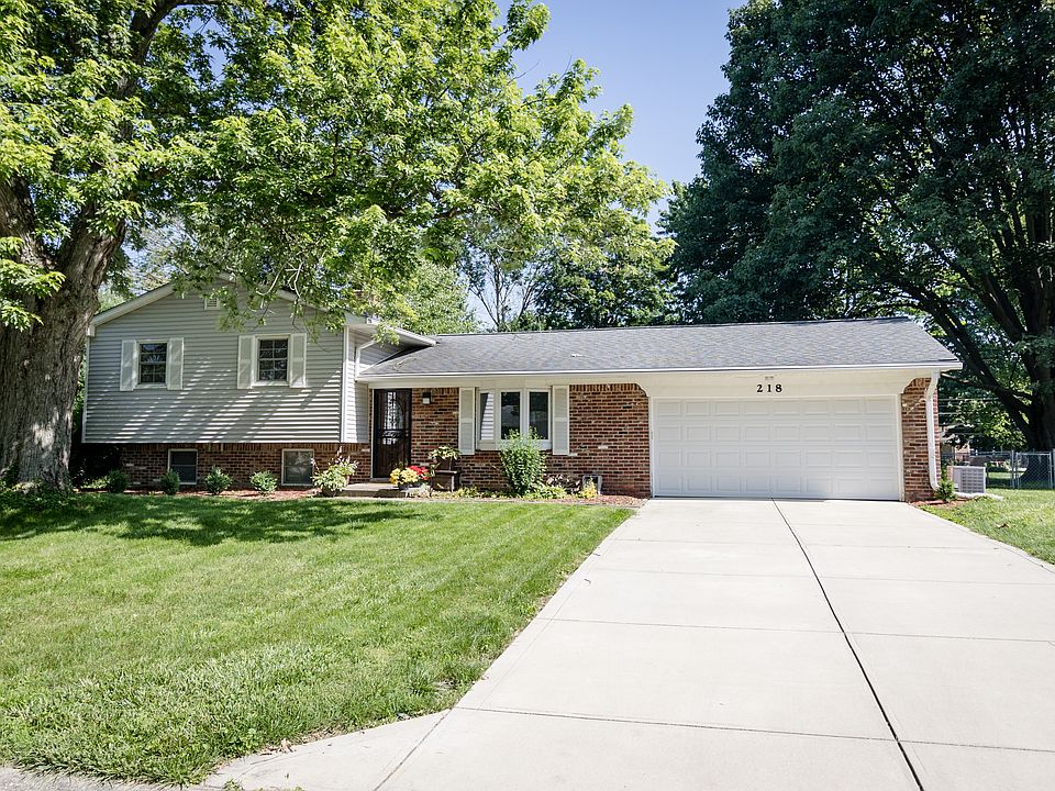 1st image of 218 Narcissus Dr