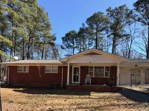 914 Flanders Dr, Durham, NC 27703