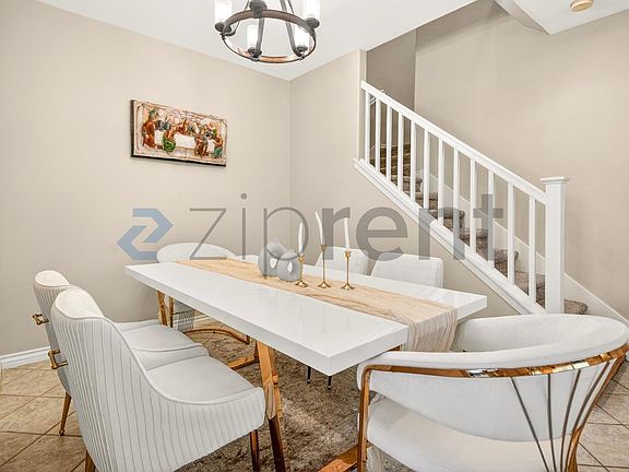 3rd image of 19341 Opal Ln