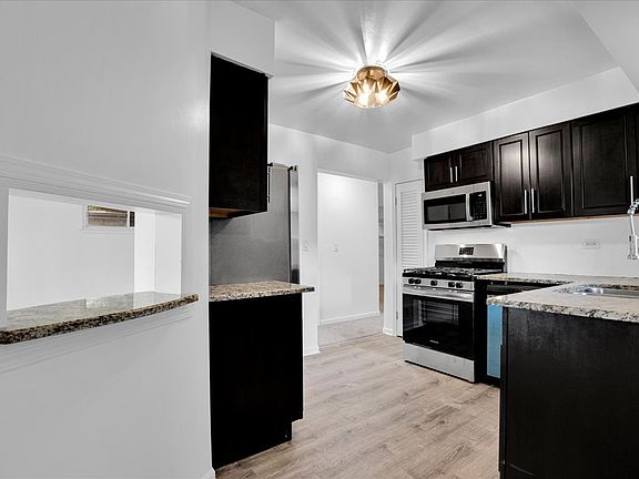 3rd image of 3864 Fargo Ave