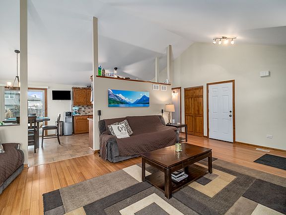 5th image of 20939 S Aviemore Ln