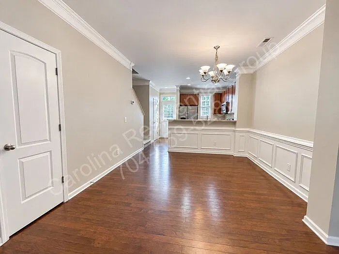 2 bed, 2.5 bath, 1174 sqft, $1,850 — Photo 4