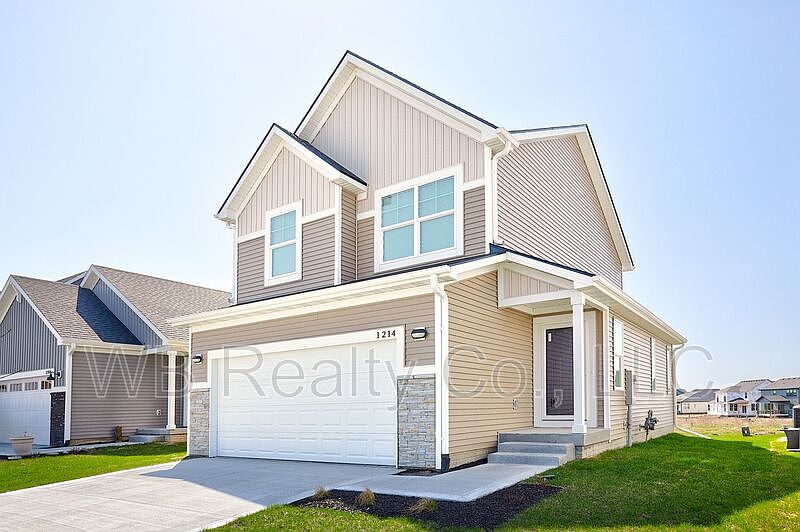 1st image of 1214 NW Yorktown Dr