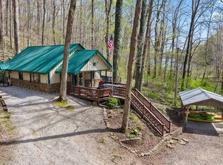 11040 E Purdue Farm Rd, Dubois, IN 47527