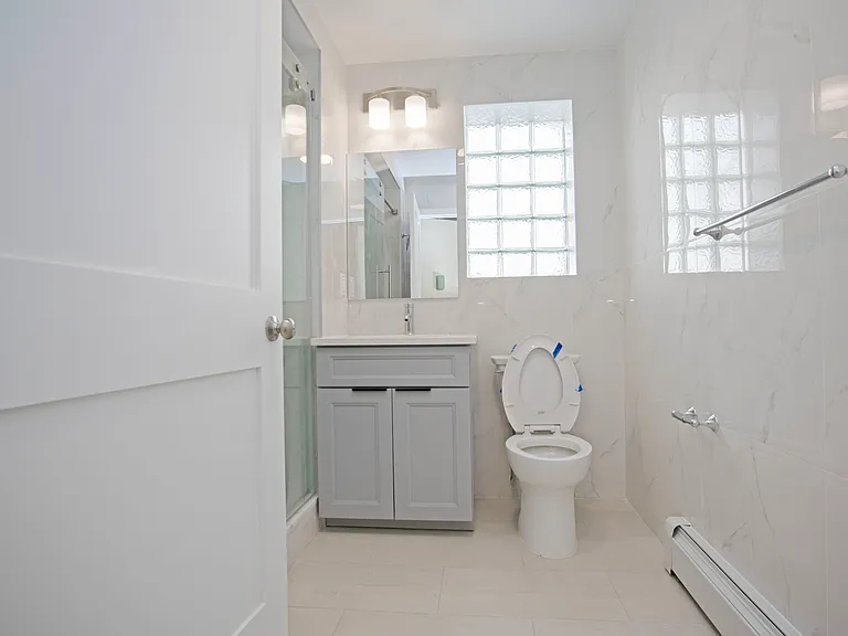 7163 161st St #3B — Photo 9