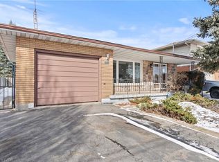 94 Victor Blvd, Hamilton, ON L9A 2V4