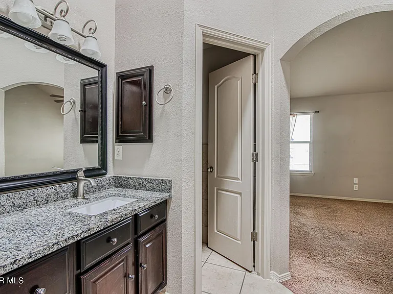 12215 Stansbury Dr — Photo 8