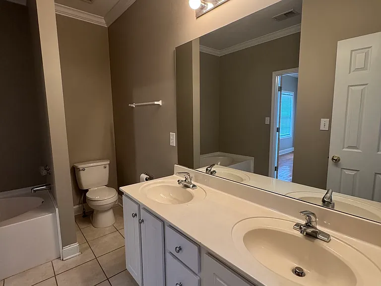 223 Milford Dr — Photo 11