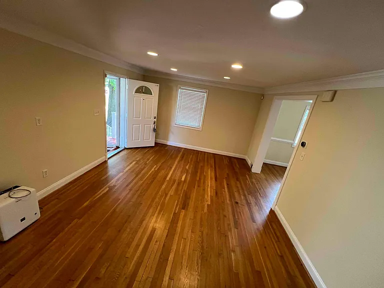 4717 Arlington Blvd — Photo 25