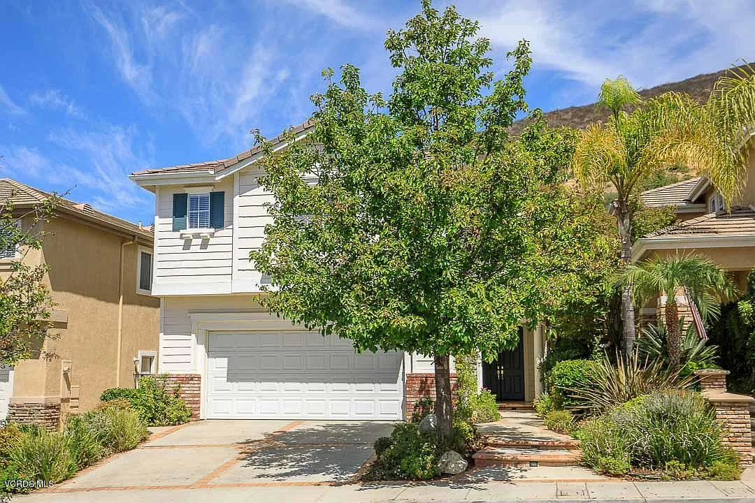 4 bed, 2902 sqft, $5,800 — Photo 1