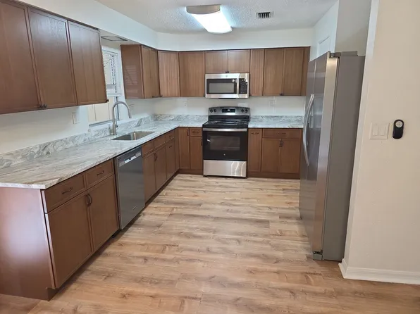 9205 N Fawn Way, Citrus Springs, FL 34434