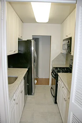 Rented by Michael K Namm Associates | media 1